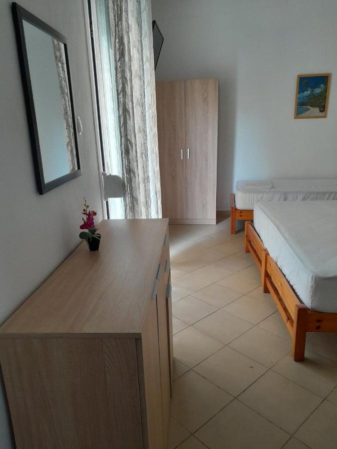 Haus Dusseldorf Apartment Potos Bagian luar foto
