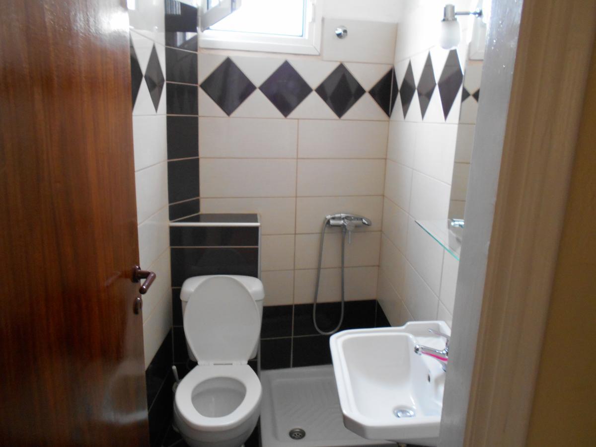 Haus Dusseldorf Apartment Potos Bagian luar foto